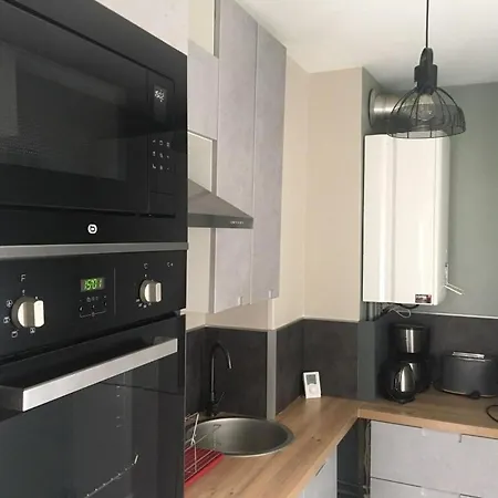 Apartamento 3 Etoiles Aux Sables D'olonne Avec Parking, Proche - Fr-1-325-130 *